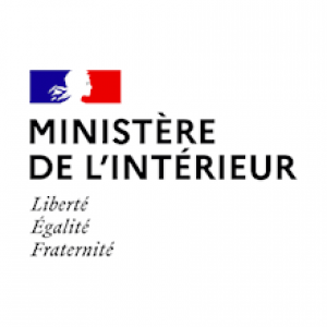 https://www.boissettes.fr/sites/boissettes.fr/files/styles/300x300/public/media/images/logo_ministere_interieur_blanc.png?itok=afVDJCir