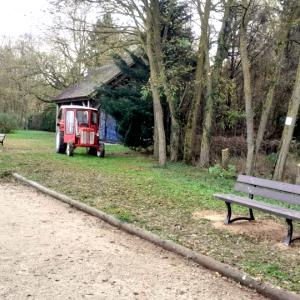 https://www.boissettes.fr/sites/boissettes.fr/files/styles/300x300/public/media/images/travaux-bouliste-banc.jpg?itok=UW1_7TZ5