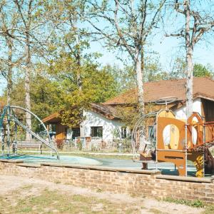https://www.boissettes.fr/sites/boissettes.fr/files/styles/300x300/public/media/images/travaux-village-action-enfance-2026-04.jpeg?itok=chAfDzds